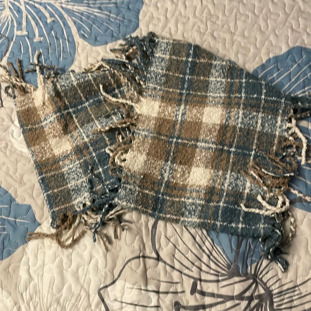 💜4/$16 Plaid Circle scarf